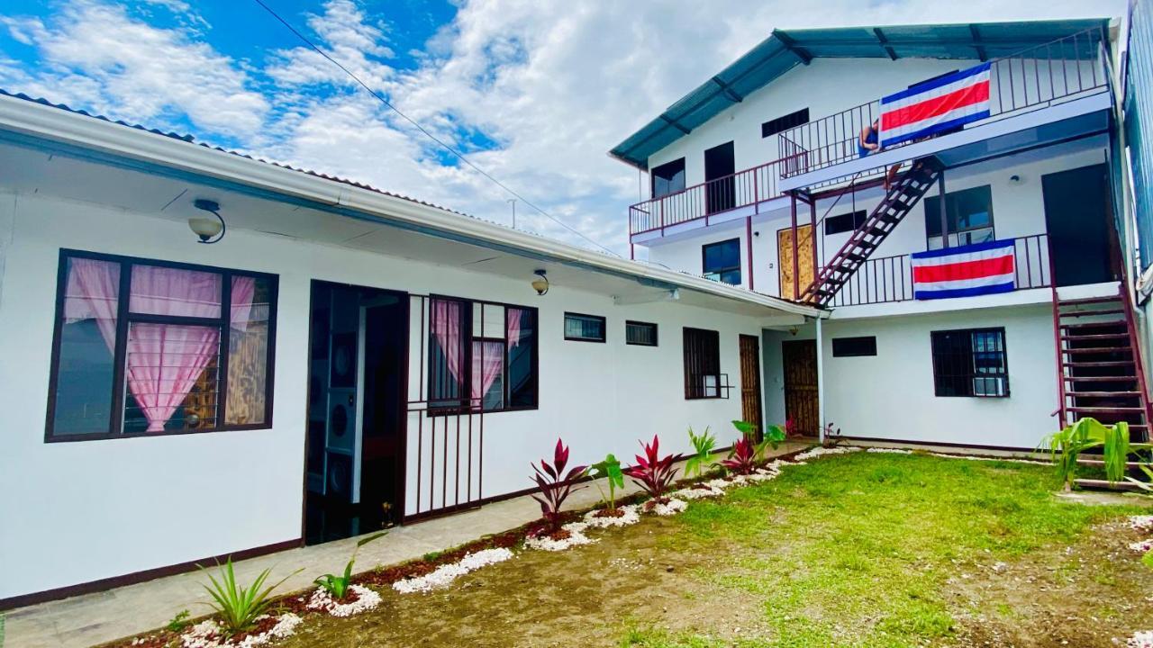 Nomada'S Digital Hostel Manuel Antonio Exterior photo