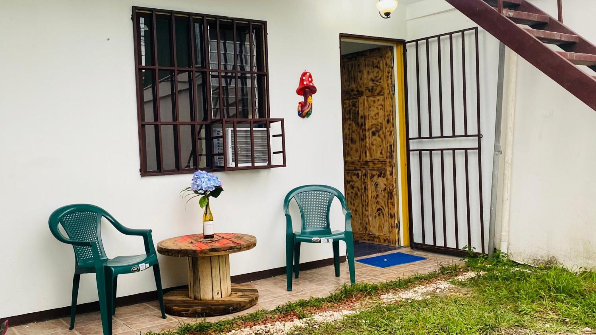 Nomada'S Digital Hostel Manuel Antonio Room photo